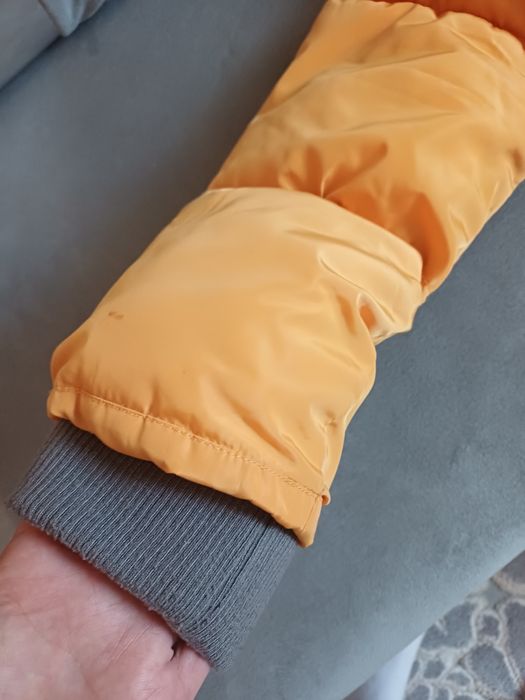 Geaca GUESS Mărimea M