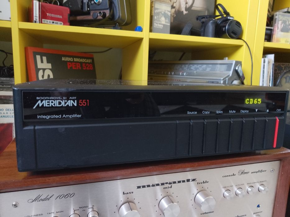 Amplificator Meridian 551