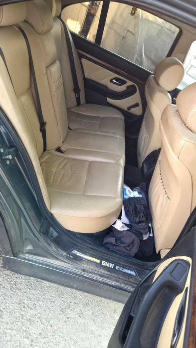 Е39 2.0 150 HP седан на части или цяла. В движение до края на април.