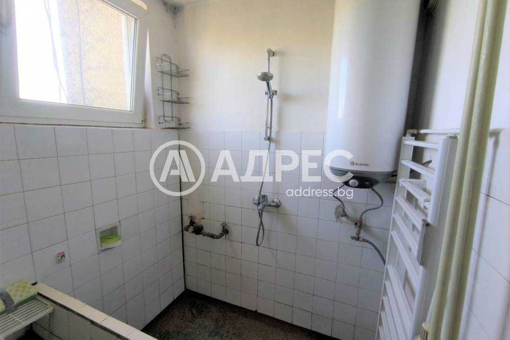 Продава се Тристаен апартамент в Разград, Център - 80 кв.м за 1563 €/кв.м - Снимка #4