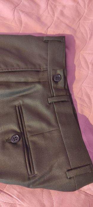 Официален, елегантен мъжки костюм