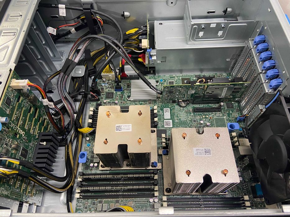 Dell T440 2*Xeon Gold 6138 40c/80t, 32GB DDR4, H730 RAID сървър server