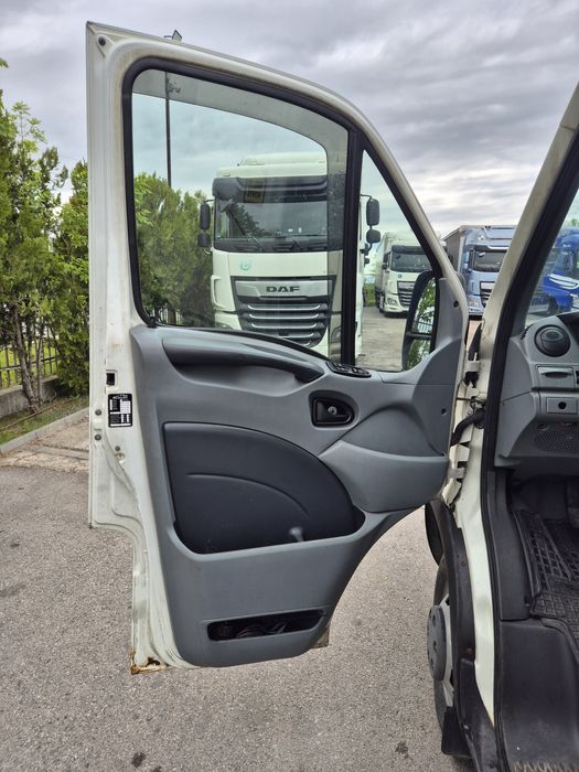 Продава се Пътна Помощ Iveco Daily  50C15