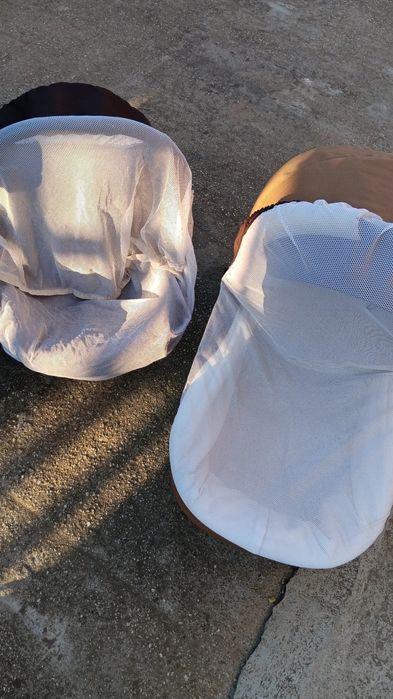 Cărucior 3 în 1 cu scoică – folosit, în stare foarte bună