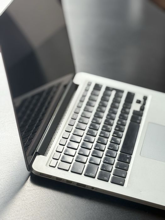 Macbook Pro 13 в отличном состоянии