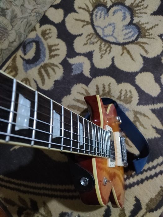 Vând Harley Benton SC custom line sunburst