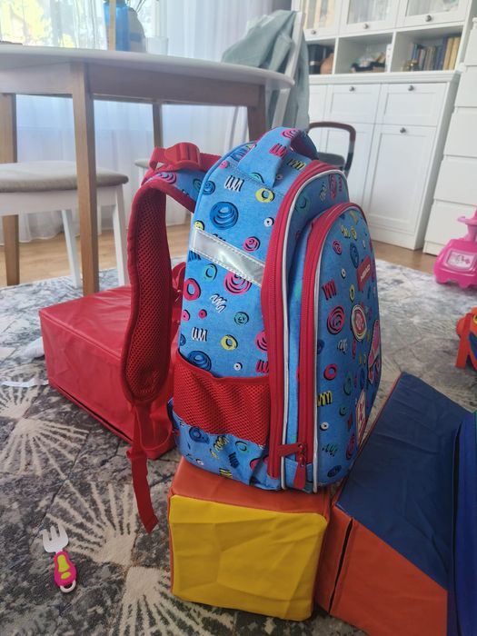 Ghiozdan NOU HEAD + Penar