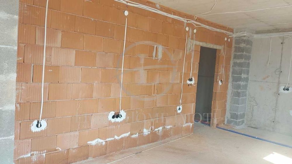 Продава се Двустаен апартамент в Пловдив, Тракия - 73 кв.м за 1274 €/кв.м - Снимка #6