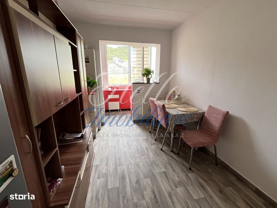 Apartament 3 camere, SU 50,21mp , zona Porii