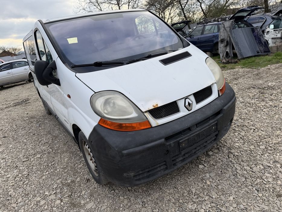 Bara fata! Capota motor 1,9 dci renault trafic fab 2005