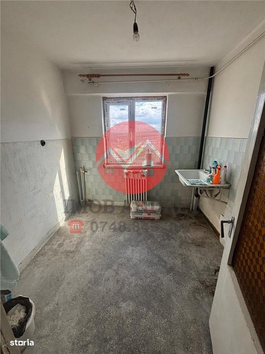Apartament 3 camere decomandat – Cartier Neptun