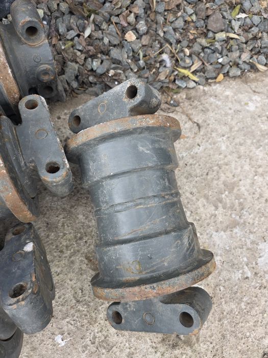 Rola inferioara Șenila JF173K1E