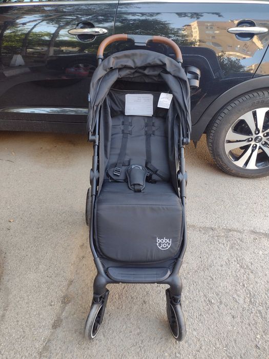 Закупена от САЩ детска нова летна количка ,,BABYJOY,, !
