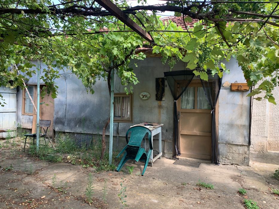 Продава се Къща в с. Долни Луковит, Област Плевен - 70 кв.м за 219 €/кв.м - Снимка #3