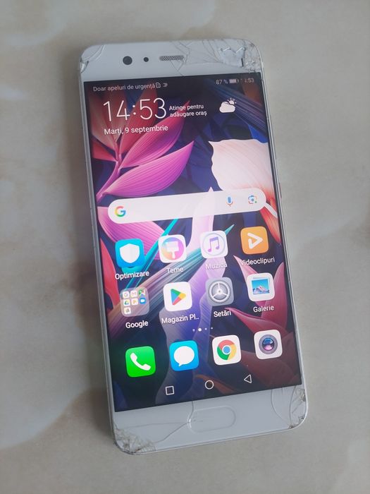 Vând Huawei P10 White (alb) spart dar perfect funcțional //poze reale