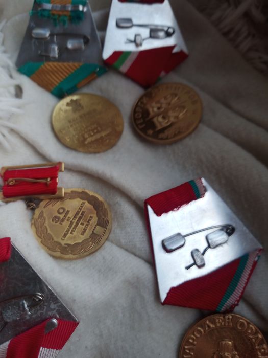 Ордени много запазени