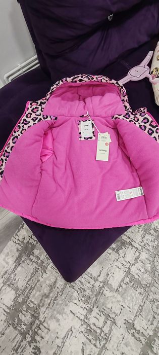 Geacă căptușită mărimea 98 nouă cu etichetă