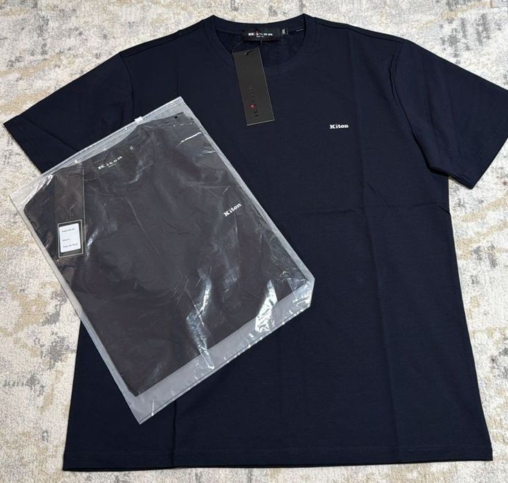 Мужская одежда фуболка