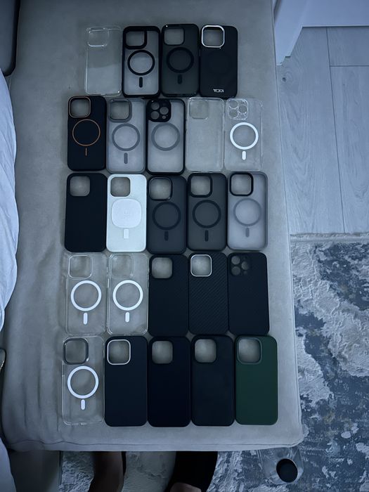 Huse originale  iphone 14 pro 50lei