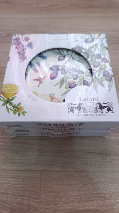 Набор обеденных тарелок из фарфора Lefard "Лаванда" 25,5 см 2 шт.