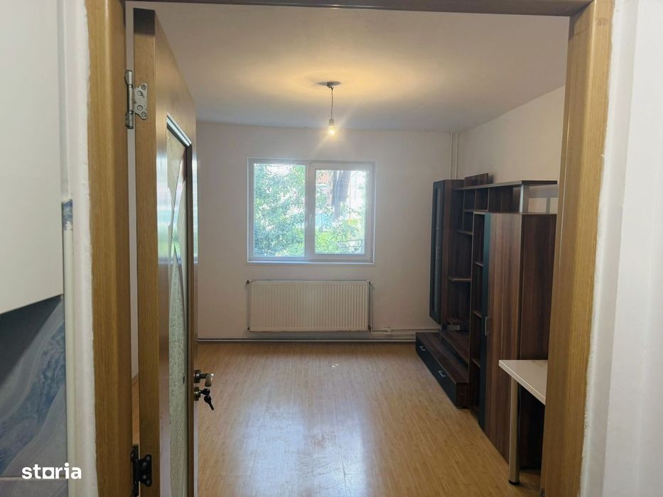 Garsoniera de 20mp + debara de 4 mp - zona Bogdanestilor Timisoara — fotografia 3