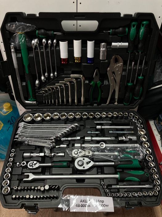 Автомобильные инструменты, наборы инструментов