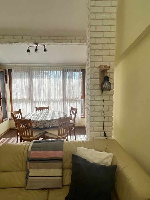 Дава се под наем Тристаен апартамент в Варна, Виница - 115 кв.м за 765 € - Снимка #2