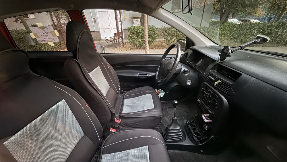 Daihatsu Cuore 2005