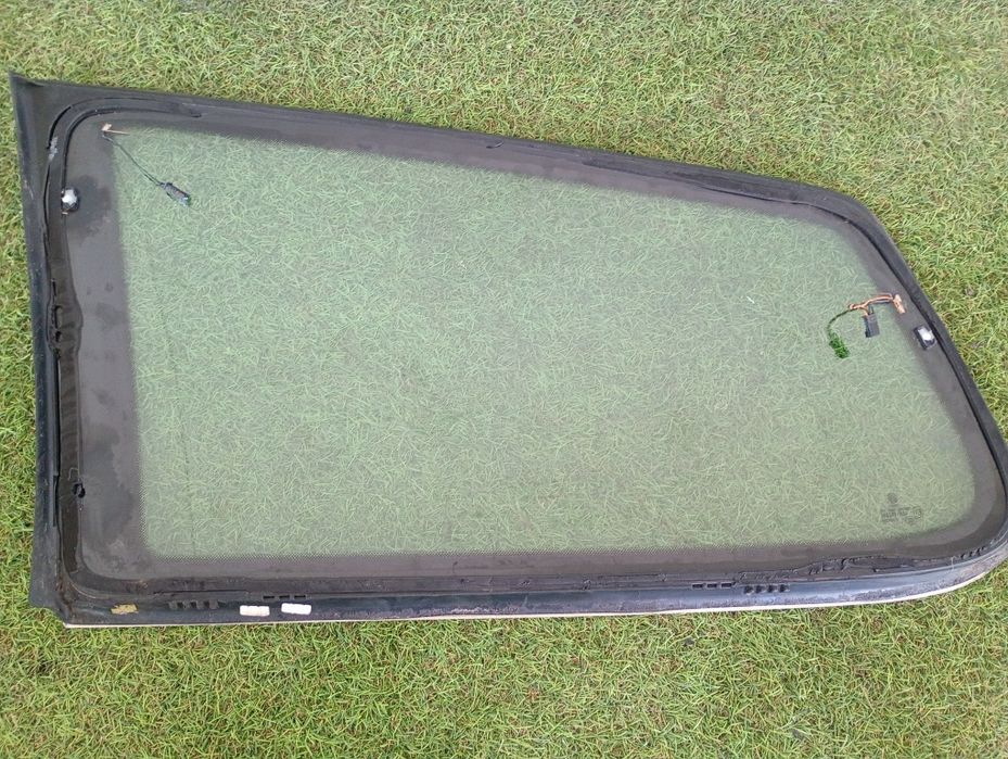 Geam dreapta spate fix Vw Passat B7