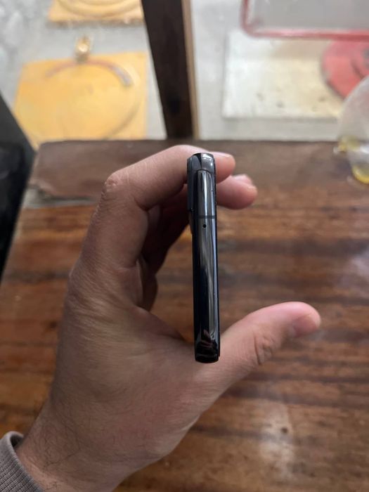 Samsung  S 22   8/256