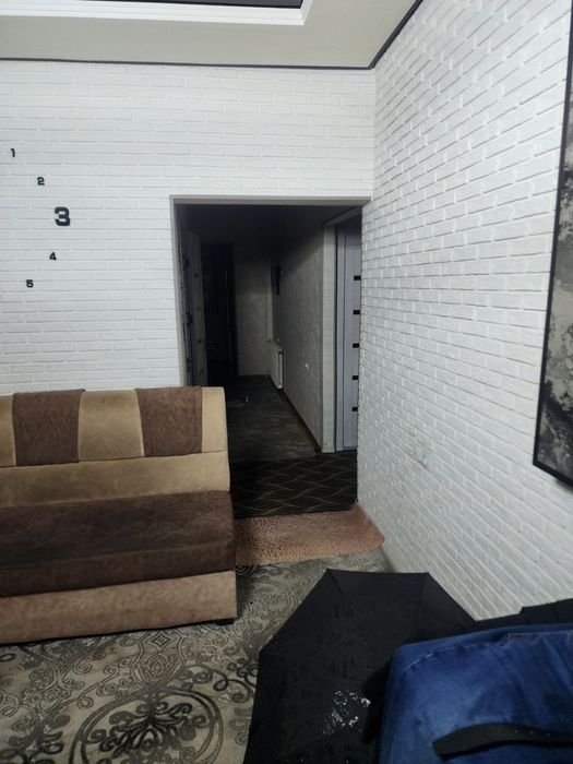 Fevral oyida 1 ta bola ijaraga olamiz