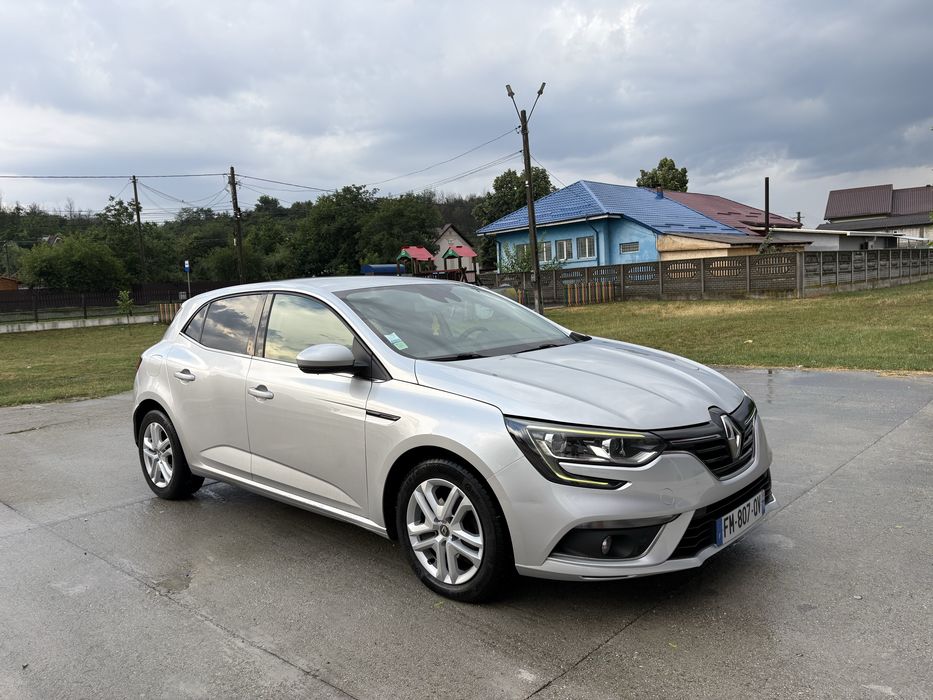 RENAULT Megane 2019