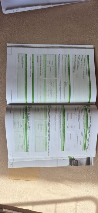 Etapas Plus carte spaniolă Institutul Cervantes