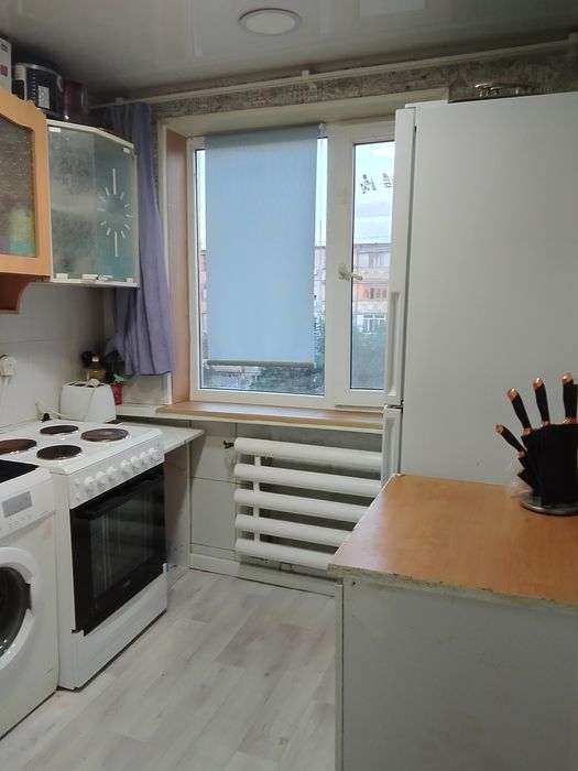 Продам квартиру 4 комнатную