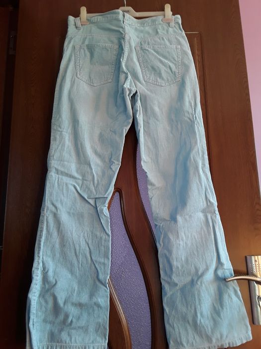 Vând Blugi Damă  H M  Mărimea 40