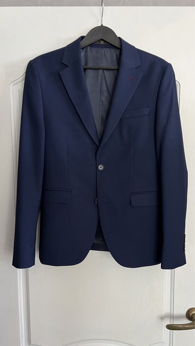 Костюм 46 размер