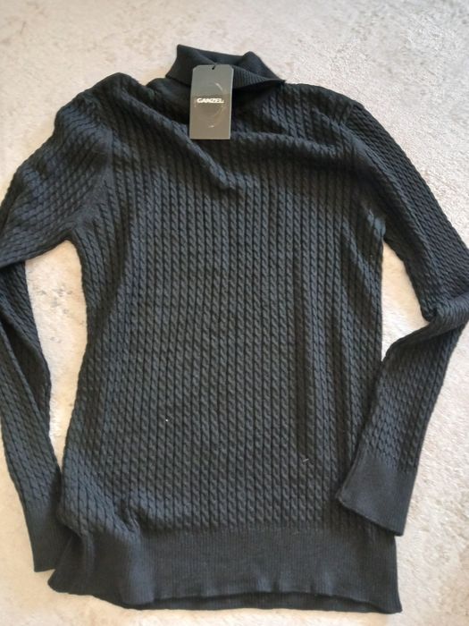 Продам кофты новые мужские,теплые