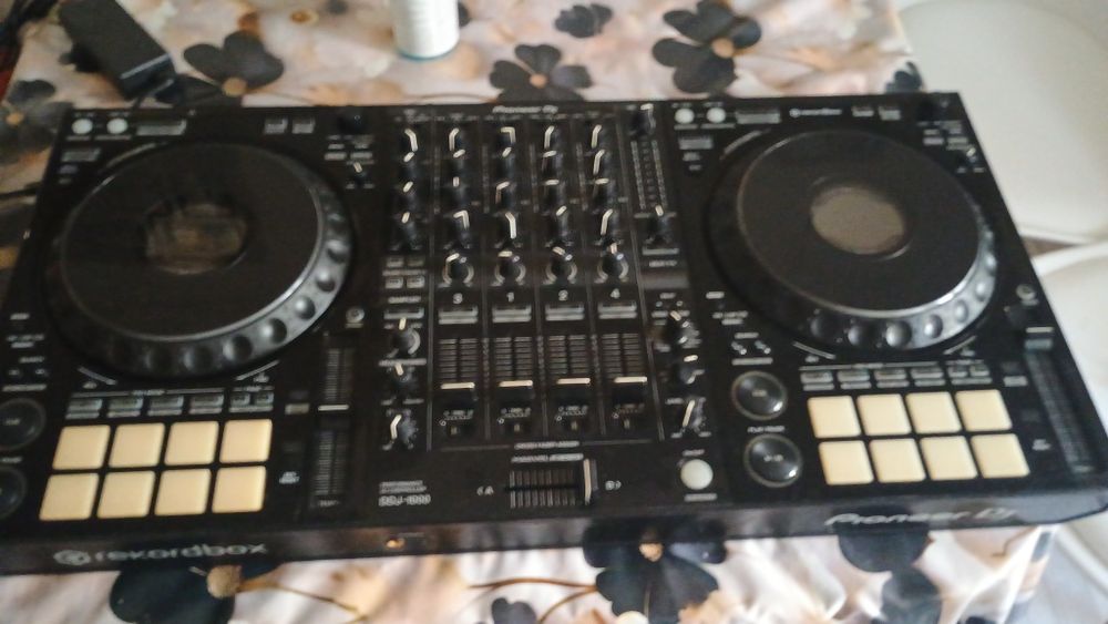 Pioneer DDJ-1000 Rekordbox – controller DJ profesional – stare foarte