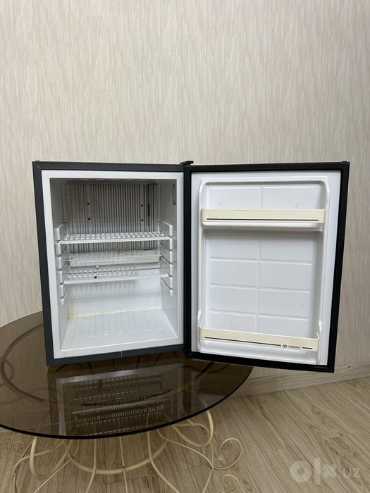 MiniBar Xolodilnik Vitrifrigo ITALIA