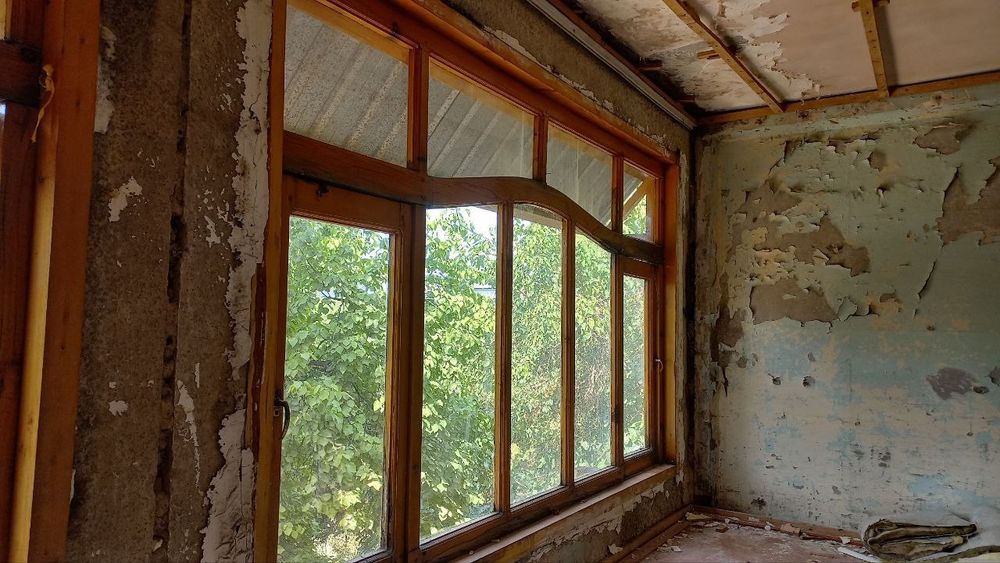 Deraza ramkalari sotiladi