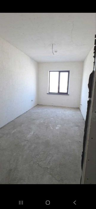 Arzonga 2 xonali kvartira srochna sotiladi