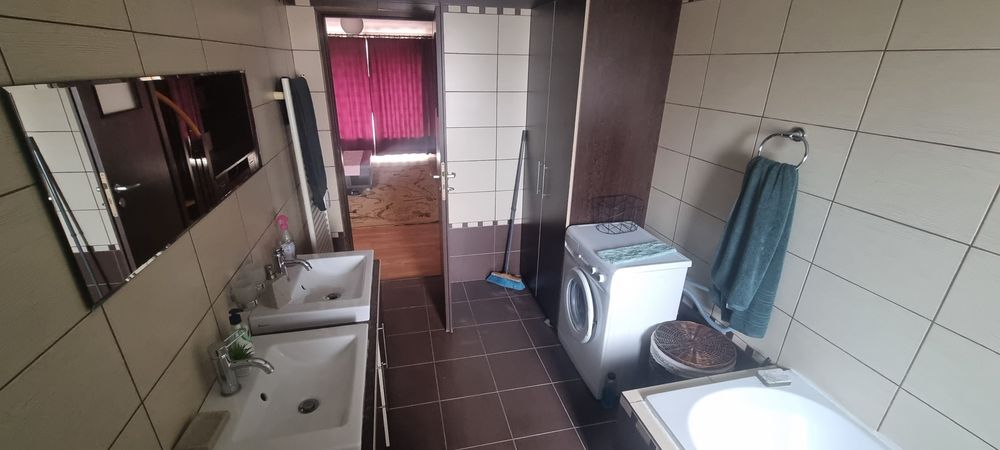 Apartament 3 camere, situat pe 2 nivele