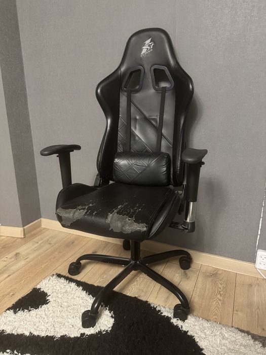 Продам Игровое кресло