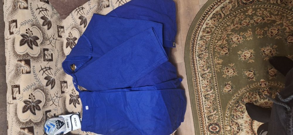 Продам спорт инвентарь