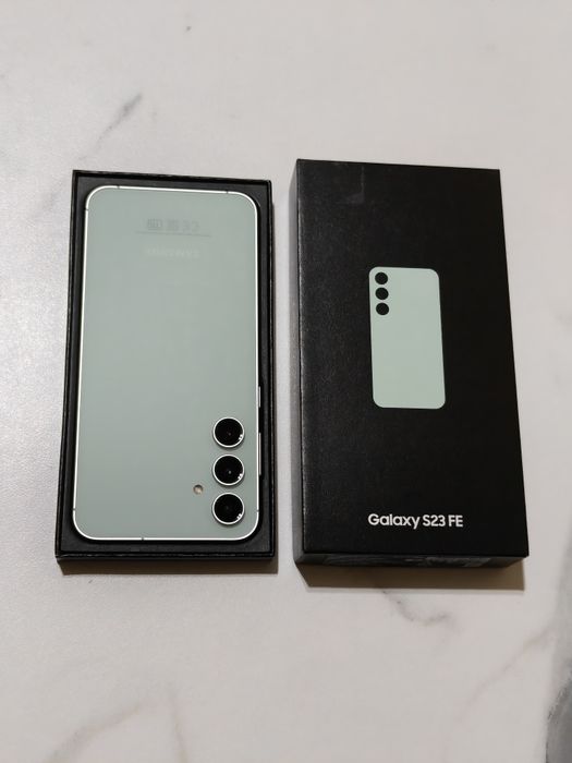 Samsung S23 FE 128 gb Ram 8 5G