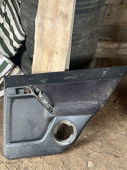 Дверные карты гольф 3