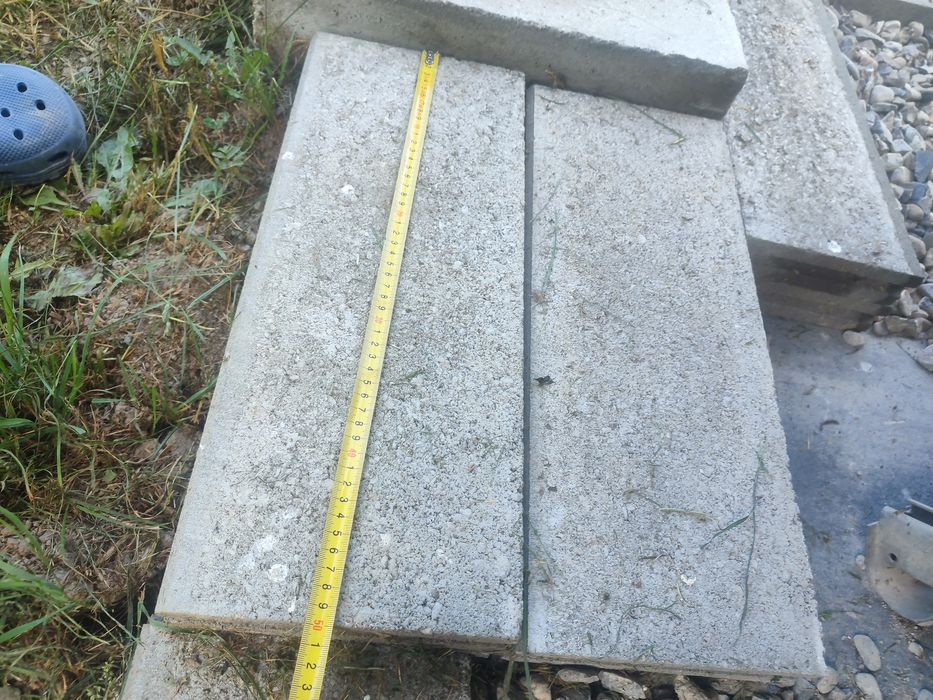 Bolțari pentru stâlpi gard și borduri