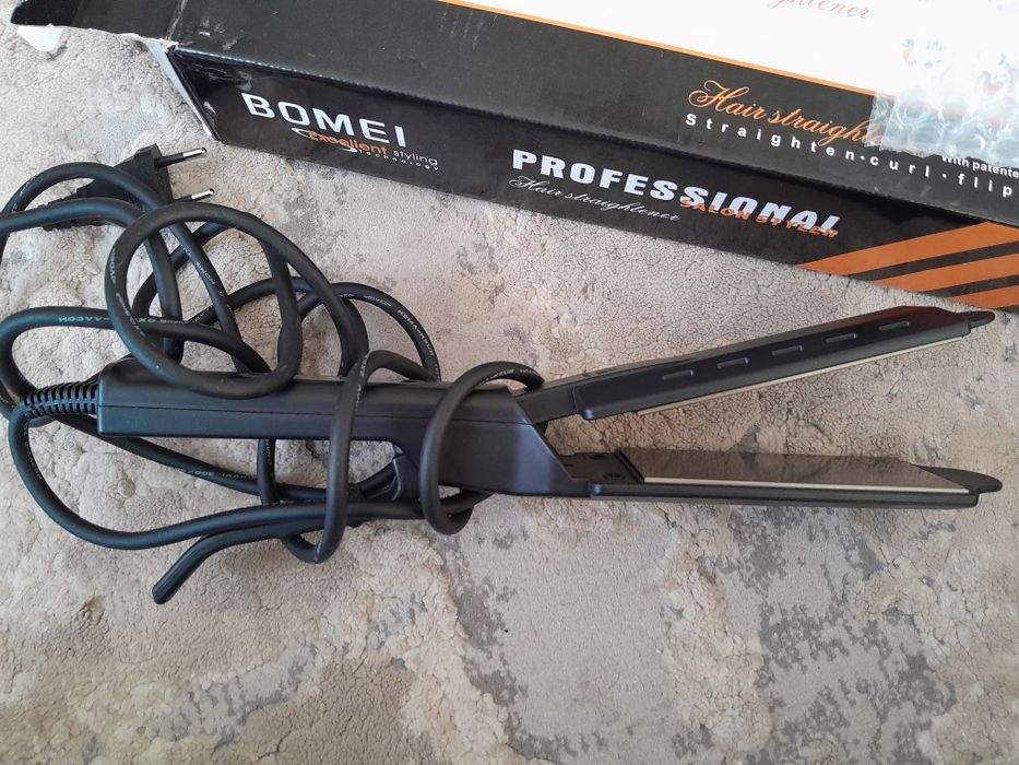 Placă de îndreptat pentru păr Reglarea temperaturii în patru trepte