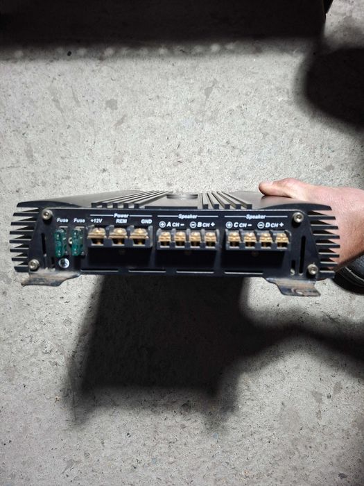 Музыкальный уселитель