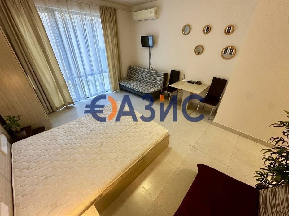 Продава се Едностаен апартамент в к.к. Слънчев бряг - 44 кв.м за 1066 €/кв.м - Снимка #2